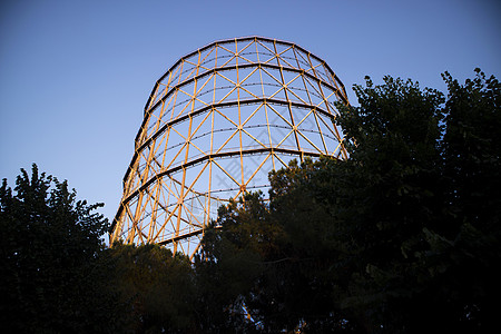 罗马的旧气压计水库建筑学危险气体金属纪念碑废弃建造煤气表贮存图片