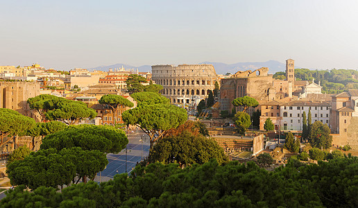 罗马全景 古罗马地标的城市景观天际线 体育馆和罗马论坛是意大利著名的旅游目的地图片