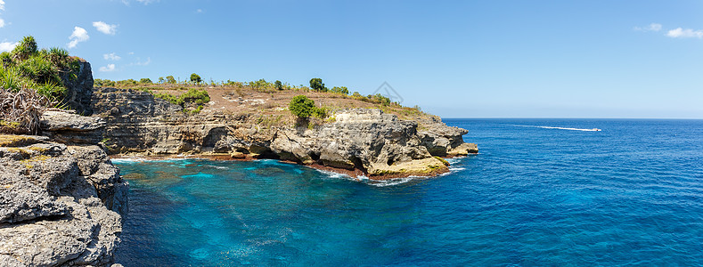 努沙佩尼达岛海岸线海岸蓝色天空海滩热带旅行射线悬崖季节蝠鲼图片