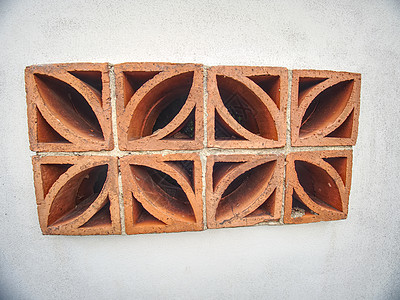 带孔的红砖用于墙内空气流通图片