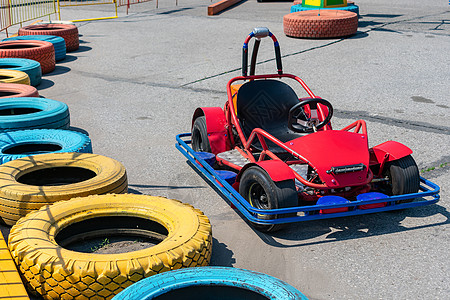 赛车玩具户外训练和运动电动汽车车轨背景