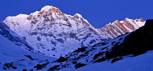 喜马拉雅山 尼泊尔旅游栖息地空气生物多样性保护区避难所地质学环境保护岩石图片