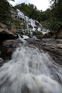 清迈瀑布岩石国家公园风景流动旅行森林绿色丛林瀑布图片