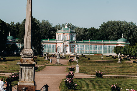 俄罗斯莫斯科的库斯科沃庄园 Kuskovo 庄园是十八世纪独特的纪念碑 是莫斯科的避暑别墅温室吸引力池塘教会文化旅游休闲建筑地标图片