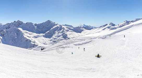 山脉地貌运动假期冰川蓝色滑雪旅游高山全景岩石天空图片