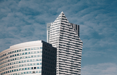 波兰华沙首都-现代摩天大楼-金融和经济新业务图片