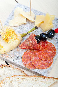 意大利面包蓝奶酪意大利语高清图片