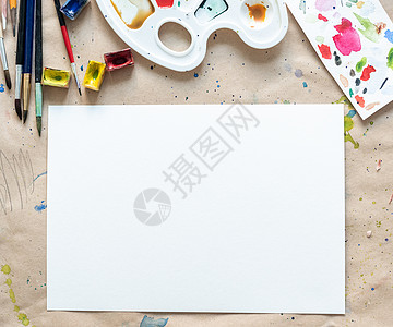 纸面封面上画画师和艺术家工作场所液体工具床单小样艺术视觉画家样本调色板刷子图片