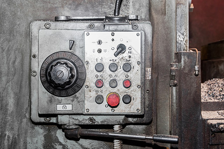 旧系统 配有工厂工业设备电源和纽扣控制板的老系统图片