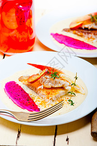 油炸海红花奶油锅海鲜盘子营养餐厅柠檬百里香沙拉李子美食食物图片
