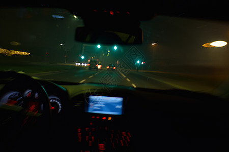 夜车驾驶赛车窗户蓝色城市运动街道车辆镜子速度隧道图片