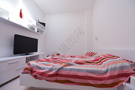 现代卧室住宅枕头地毯公寓房间建筑学装饰电视寝具房子图片