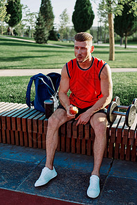 出道17年从未踢过意甲的意大利人👀32岁维拉蒂如今向尤文自荐