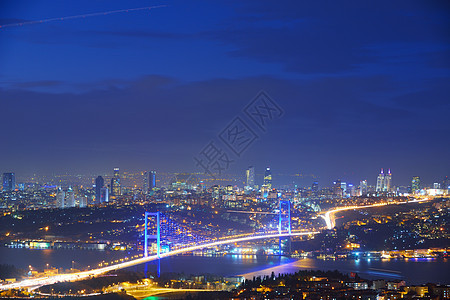 土耳其伊斯坦布尔博斯普鲁斯桥蓝色夜景运输海岸旅游火鸡日落天空旅行城市图片