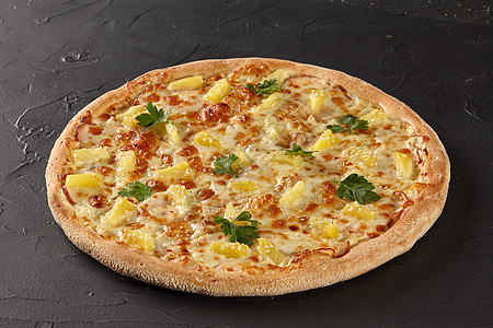 夏威夷披萨 配奶酪 火腿 菠萝和培根图片
