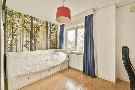一个小卧室 照片以森林形式呈现的一幅图画背景图片