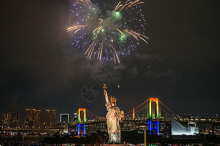 东京夜景和烟花Odaiba彩虹烟火2019年摩天大楼焰火汇演夜空活动人造诗港区海洋图片