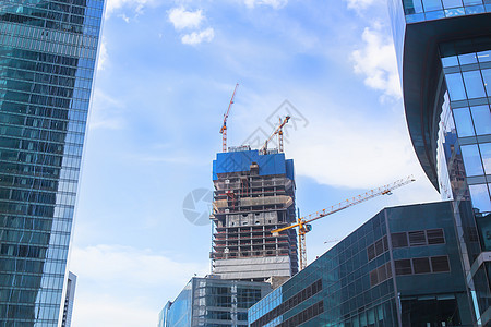 正在建造的多层楼景象图片