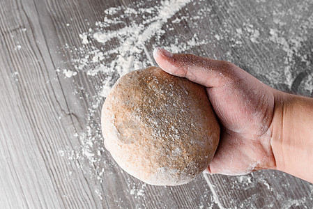 小面团球 面粉在手 用意大利白面圈做披萨 餐厅的食物空白小吃厨房酵母面团饮食烹饪美食脂肪面包小麦图片
