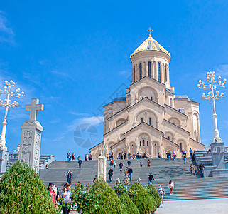 格鲁吉亚首都第比利斯圣三一萨迈巴大教堂 有选择性地重点 专注旅行天空建筑学景观城市寺庙文化中心旅游三位一体图片