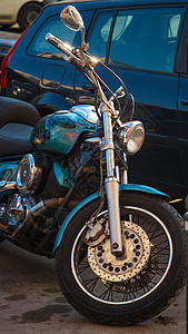 蓝色金属摩托车图片