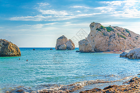 地中海海水中阿弗罗底海湾带有石岩的阿佛罗迪海滨海浪石头旅游城邦海滩海景浴室出生地海岸吸引力图片