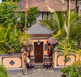 前往巴厘岛的门 为仪式装饰艺术文化木头建筑学历史寺庙金子传统入口乌布图片