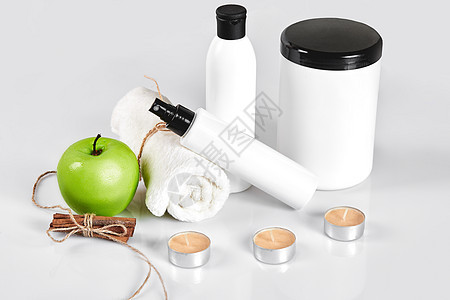 天然的温泉美容处理清洗产品 白底苹果为苹果皮肤去角质奶油绒布新娘奢华清洁按摩润肤芳香图片