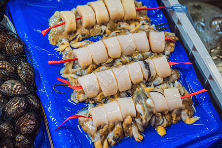 南韩首尔Noryangjin渔业批发市场生海鲜市场展示海洋街道销售美食烹饪旅游寿司钓鱼图片