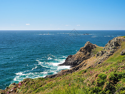 查看Le Biseau岩石上的Les Dhanos灯塔 根西 海峡群岛图片