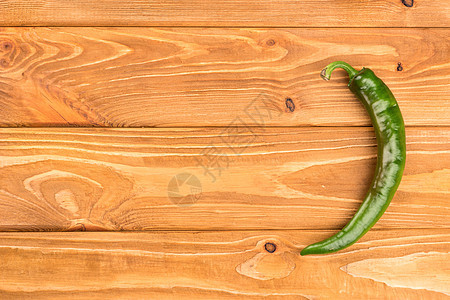 桌上的绿胡椒植物绿色营养蔬菜香料香肠烹饪辣椒食物活力图片