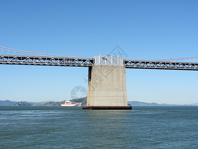 Bay桥旧金山市中心一侧的Bay桥图片