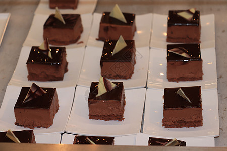 广场巧克力蛋糕高清图片