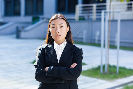 身穿商业服饰的亚洲女商务人士的粉丝肖像领导者成功女孩人士标志老板管理人员商务沉思领导图片