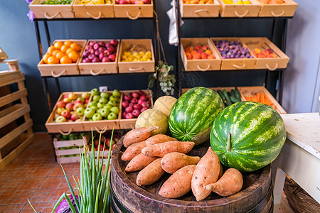 水果和蔬菜店生食市场素食篮子杂货店农业植物店铺购物零售图片