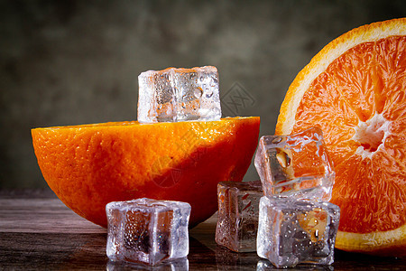 橙色和冰 新鲜的冰汁 橙子的果味清新甜点液体柠檬杯子果汁热带味道黄色水果图片