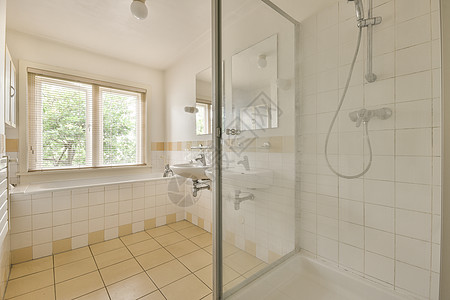 小浴室淋浴箱的内部装饰品风格公寓装饰卫生龙头家庭卫生间盒子住宅图片