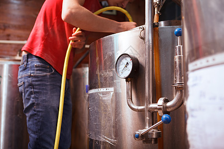 啤酒设备职业生产高清图片