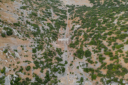远古城市阿里亚索斯和城门的空中照片图片
