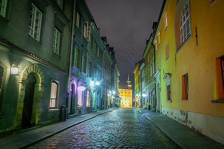 华沙老城晚上在波兰 东欧的街上照亮地方国家省会胡同景观角落摄影城市旅行地标图片