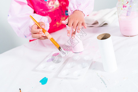 厕所纸卷手工艺独角兽创造力孩子们纸板管女孩艺术油漆女性远程教育爱好图片