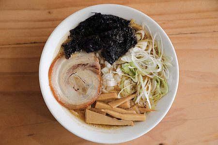 Tsukemen 拉面日本面条汤日本食品豆腐盘子烹饪美食蔬菜肉汤大豆午餐筷子肉丸图片