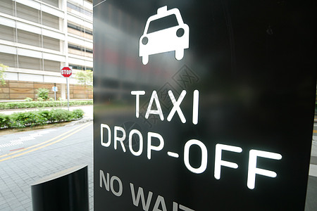 什拉波的黑色牌子上的出租车牌号绘画城市交通草图插图旅行街道图片