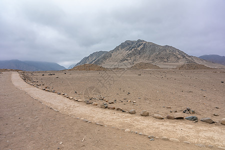 秘鲁卡拉苏佩圣地圣城考古遗址 秘鲁中心仪式拉丁旅游旅行遗产岩石天空考古学建筑图片