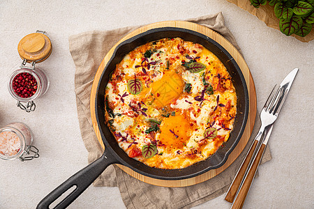 沙克苏卡中东部菜蛋黄油炸美食午餐草药盘子食物水平早餐桌子图片