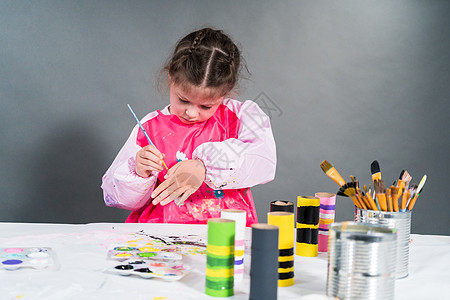 儿童造纸手虫子孩子网课学习图纸施工工艺远程教育制作教育背景