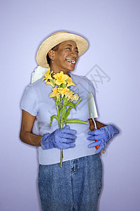 快乐的园丁女人图片