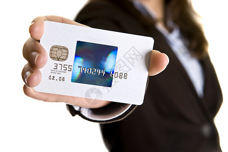 出示签证信用卡的女商务人士图片