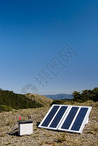 户外太阳能小器创新科学晴天场地蓝色技术太阳力量金属发电机图片