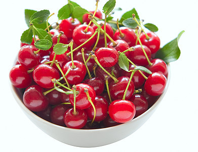 碗里的樱桃小吃诱惑饮食生产枝条美食味道水果叶子营养图片